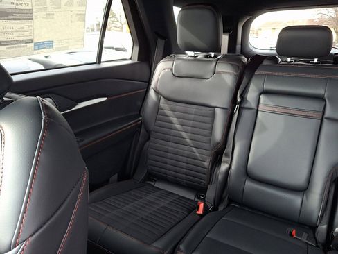 New 2026 Ford Explorer ST-Line w/ ST-Line Street Pack image 17