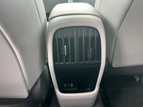 Used 2025 Hyundai Kona SEL image 23