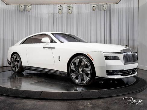 Used 2024 Rolls-Royce Spectre w/ Spectre Launch Package AWD/4WD image 18