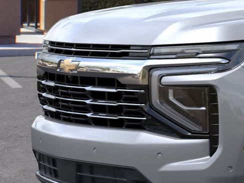 New 2026 Chevrolet Suburban LT w/ Comfort Package RWD image 13