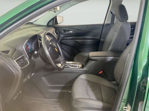 Used 2019 Chevrolet Equinox LT w/ Driver Convenience Package FWD image 25