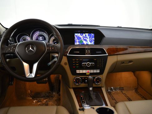 Used 2012 Mercedes-Benz C 300 Sport w/ Premium 1 Pkg image 4