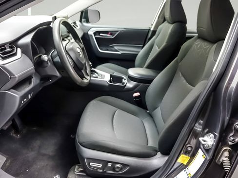 Certified 2022 Toyota RAV4 XLE AWD/4WD image 8