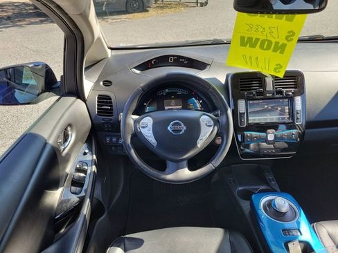 Used 2017 Nissan Leaf SL w/ Premium Package image 26