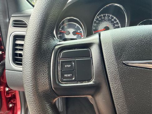 Used 2013 Chrysler 200 LX FWD image 21