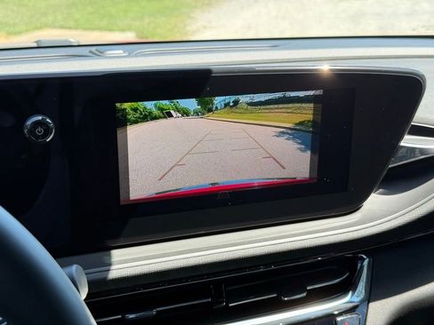 New 2026 Buick Envista Avenir FWD image 4