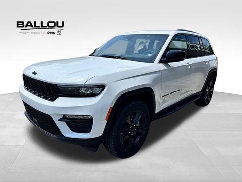 New 2025 Jeep Grand Cherokee Limited w/ Black Appearance Package image 1