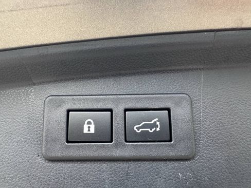 Used 2021 Subaru Outback Premium AWD/4WD image 33