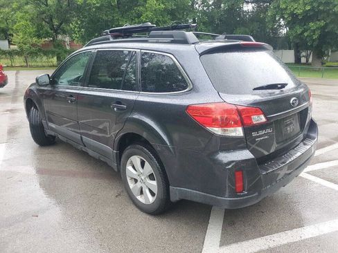 Used 2011 Subaru Outback 2.5i Limited image 4