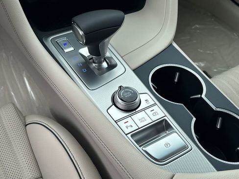 Used 2026 Genesis G70 2.5T Prestige image 22