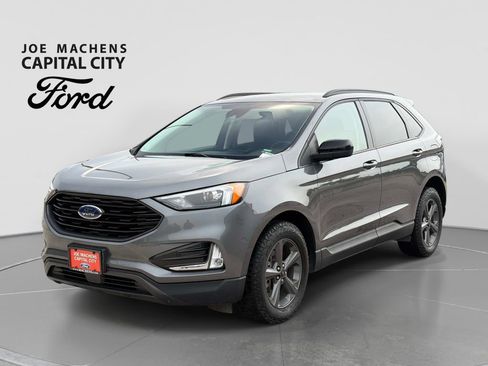 Used 2023 Ford Edge SEL AWD/4WD image 9