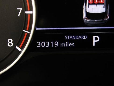 Certified 2023 Nissan Rogue SV FWD image 28