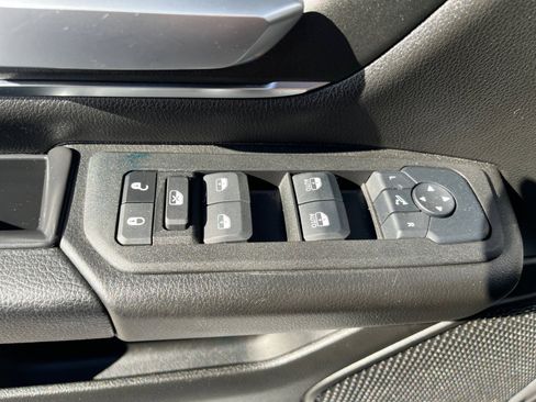 Used 2025 RAM 1500 Big Horn image 23