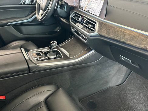 Used 2022 BMW X5 xDrive45e image 13
