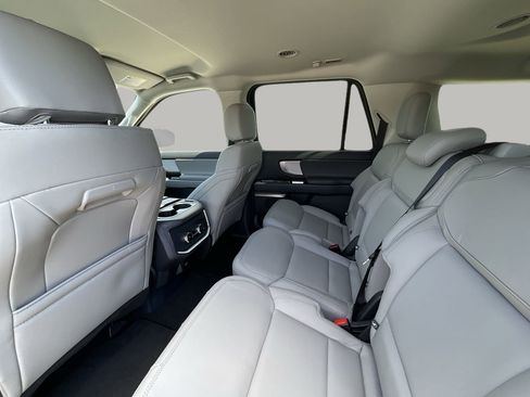New 2026 Ford Expedition Max Active RWD image 17