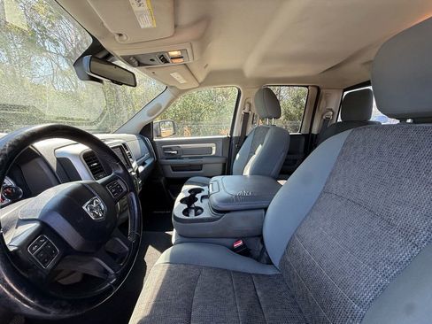 Used 2018 RAM 1500 Big Horn image 23