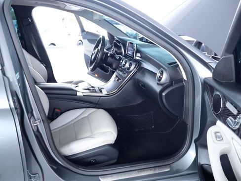 Used 2017 Mercedes-Benz C 300 4MATIC Sedan w/ Premium 1 Package image 36