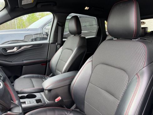 Used 2023 Ford Escape ST-Line w/ Tech Pack #1 AWD/4WD image 14