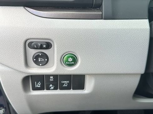 Certified 2023 Honda Ridgeline RTL image 16