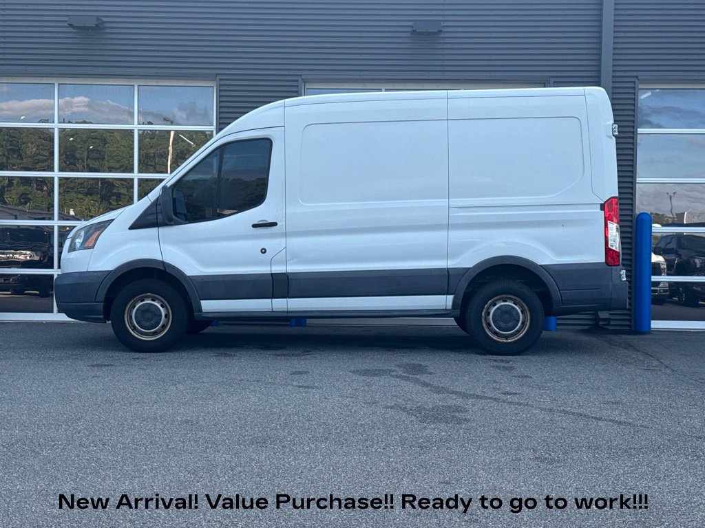 Used 2017 Ford Transit 250 130 Medium Roof RWD image 6