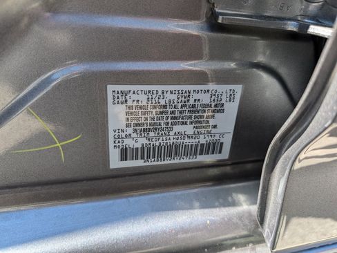 Used 2024 Nissan Sentra S image 25