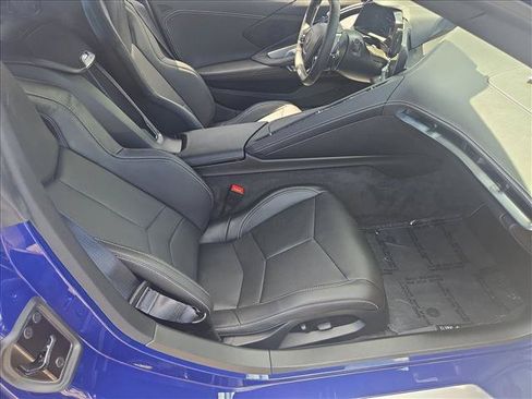Used 2025 Chevrolet Corvette Z06 RWD image 18