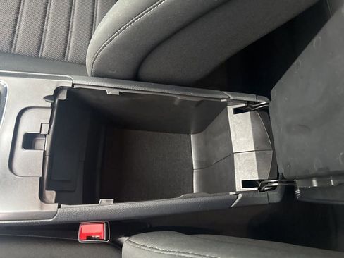 Used 2019 Ford Fusion SE image 41