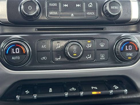 Used 2017 GMC Sierra 1500 SLT w/ SLT Premium Package AWD/4WD image 31