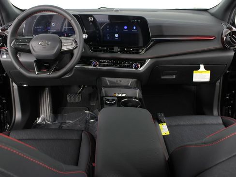 New 2026 Chevrolet Equinox RS w/ Convenience Package III FWD image 10