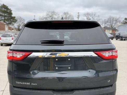Used 2018 Chevrolet Traverse LT image 5