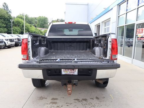 Used 2011 GMC Sierra 2500 W/T w/ Work Truck Preferred Package AWD/4WD image 23
