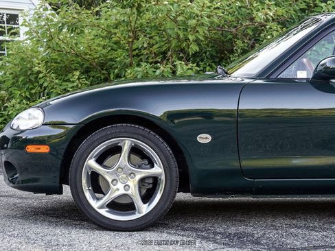 Used 2001 MAZDA MX-5 Miata RWD image 4