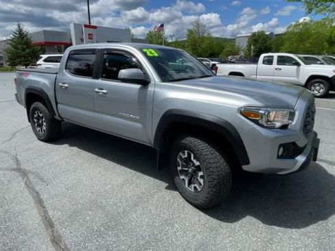 Certified 2023 Toyota Tacoma TRD Off-Road AWD/4WD image 2