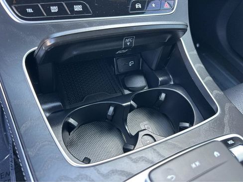 Used 2023 Mercedes-Benz E 350 4MATIC Sedan image 27
