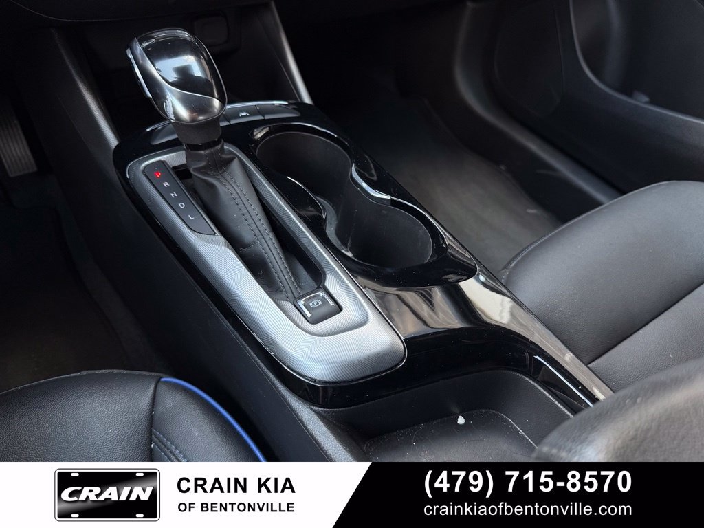 Used 2025 Buick Envista Sport Touring w/ Convenience I Package FWD image 19