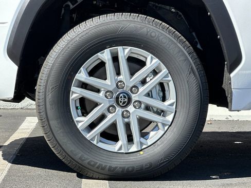 New 2026 Toyota Tundra SR5 w/ SR5 Convenience Package image 22