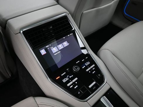 Certified 2023 Porsche Panamera Platinum Edition RWD image 8