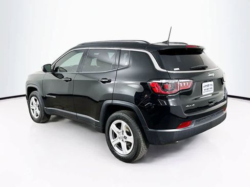 Used 2023 Jeep Compass Latitude AWD/4WD image 4