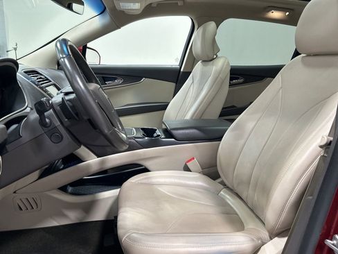 Certified 2019 Lincoln Nautilus Reserve image 9