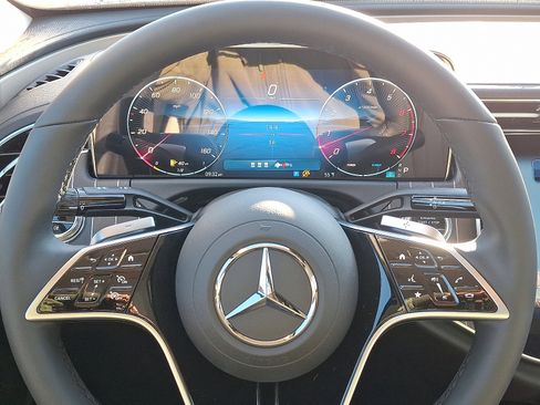 New 2026 Mercedes-Benz E 450 4MATIC Sedan image 13