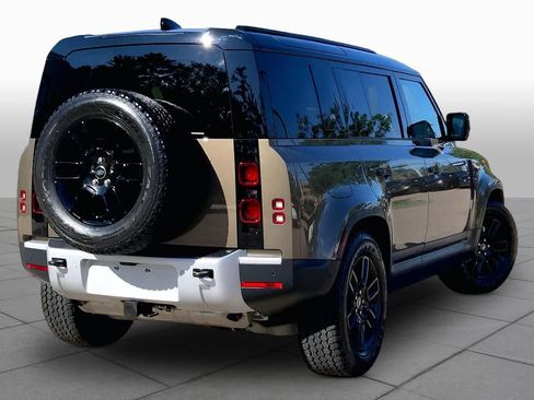 Used 2024 Land Rover Defender 110 S AWD/4WD image 12