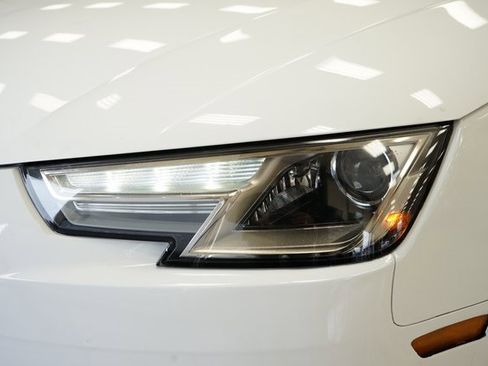 Used 2017 Audi A4 2.0T Premium image 21