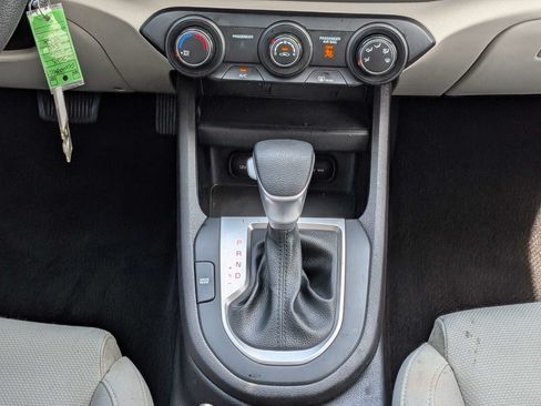 Used 2023 Kia Forte LXS w/ LXS Technology Package FWD image 20