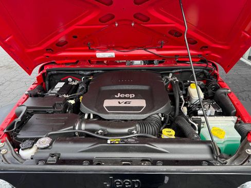 Used 2017 Jeep Wrangler Unlimited Sport AWD/4WD image 30