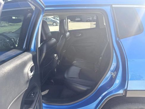 Used 2018 Jeep Compass Latitude w/ Popular Equipment Group AWD/4WD image 12