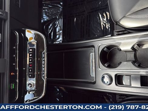 Used 2024 Lincoln Corsair AWD image 20