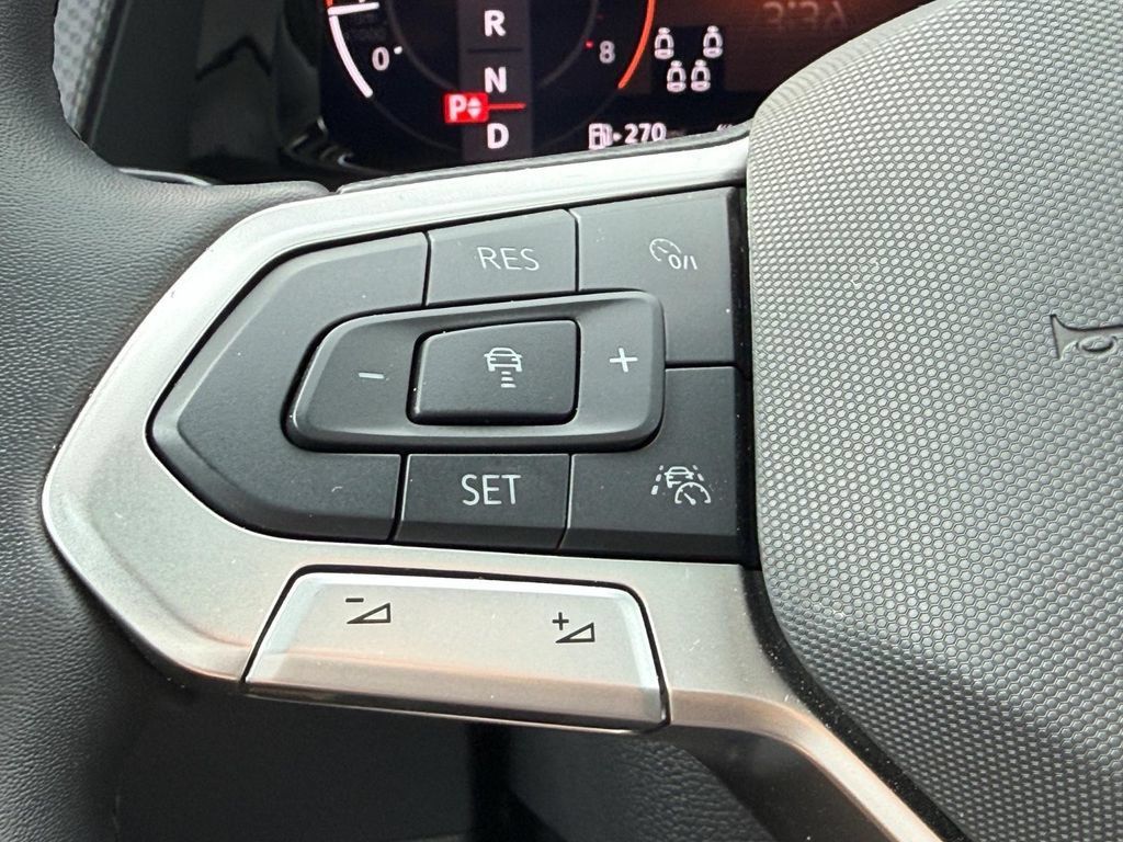 Certified 2026 Volkswagen Atlas Peak Edition AWD/4WD image 16