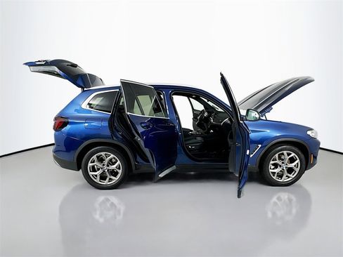 Used 2022 BMW X3 xDrive30i w/ Premium Package image 28