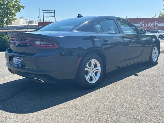 Used 2023 Dodge Charger SXT RWD image 4