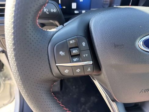 New 2026 Ford Escape ST-Line w/ Tech Pack #1 FWD image 19